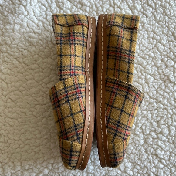 Toms Mustard Wooly Plaid Sherpa Shoes Alpargata Slip On Fall - Picture 6 of 9